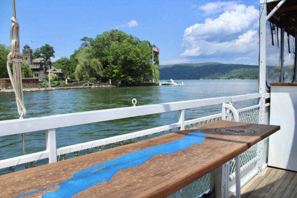Above Deck - 50ft pontoon boat yacht Above Deck - 50ft pontoon boat yacht
