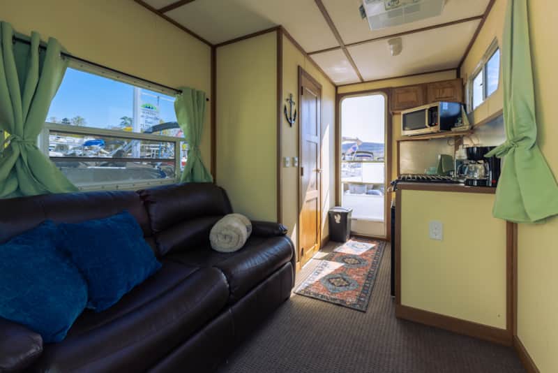 Couples Cove | The Greenwood Lake Experience | VIP Experience Couples Cove | The Greenwood Lake Experience | VIP Experience